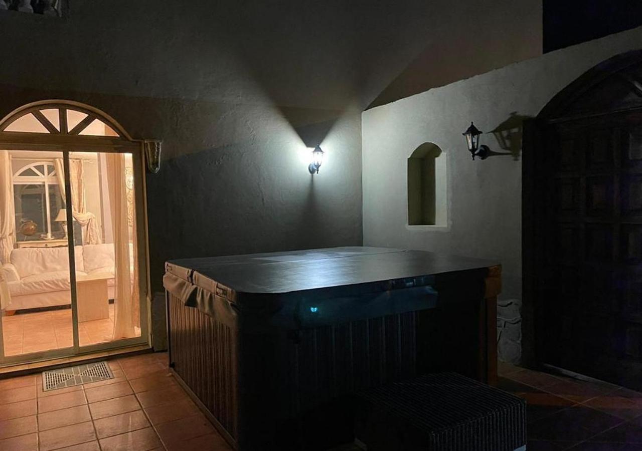Amazing View El Medano Villa In With Jacuzzi Экстерьер фото